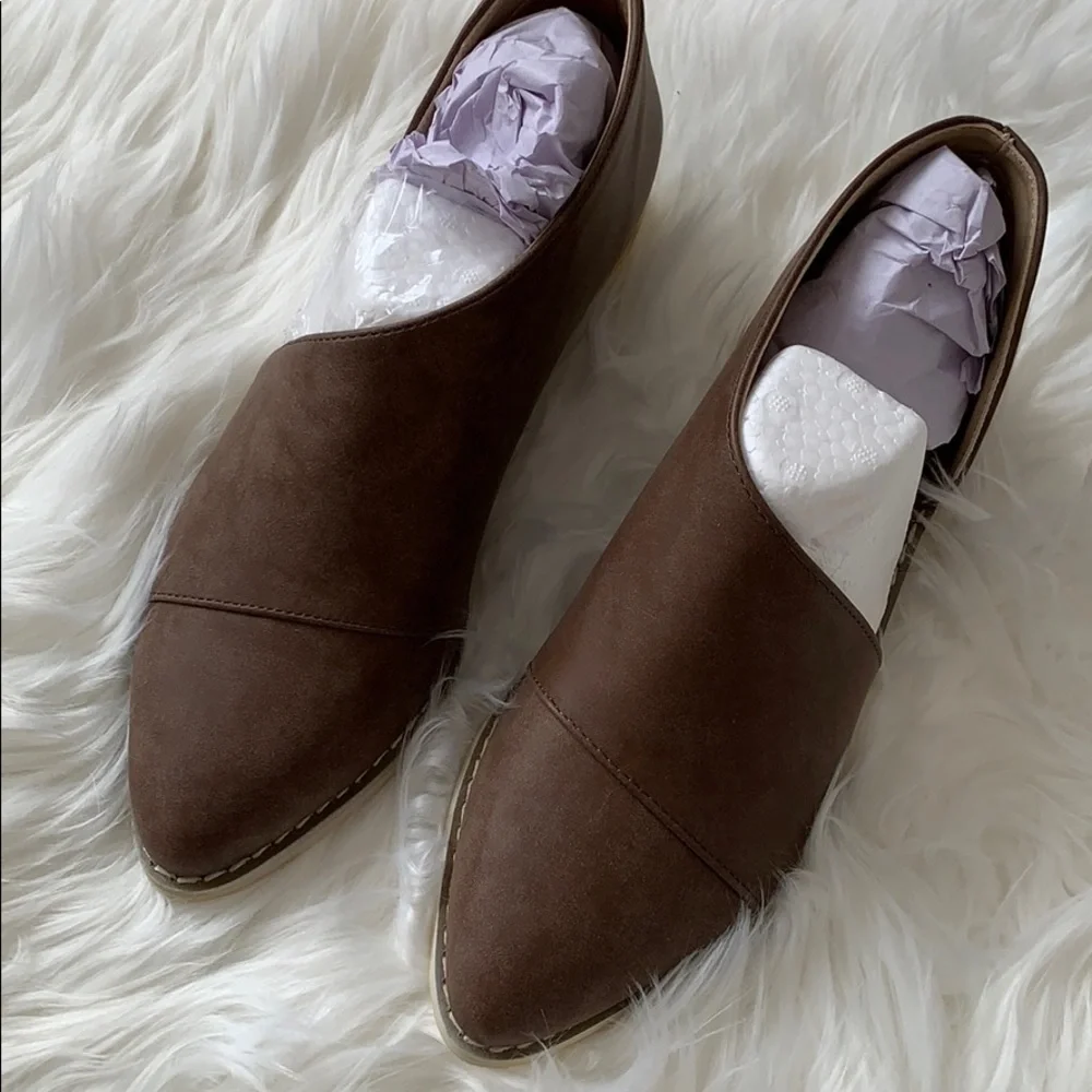 Journee Collection Quelin d’orsay flats